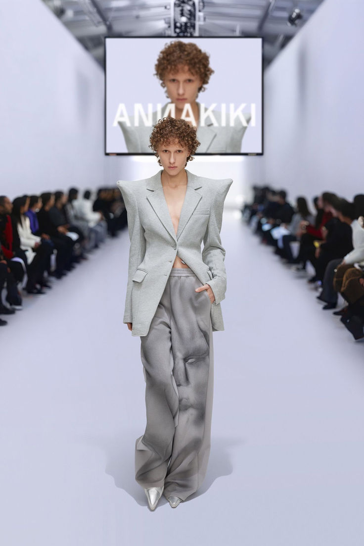 ANNAKIKI Fall 2024 秀场视觉