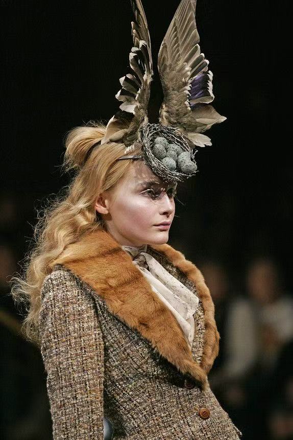 Alexander McQueen 秀场视觉
