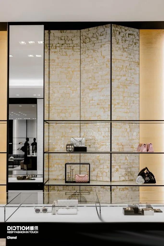 CHANEL / GARMENT / PPT P.9 / 01