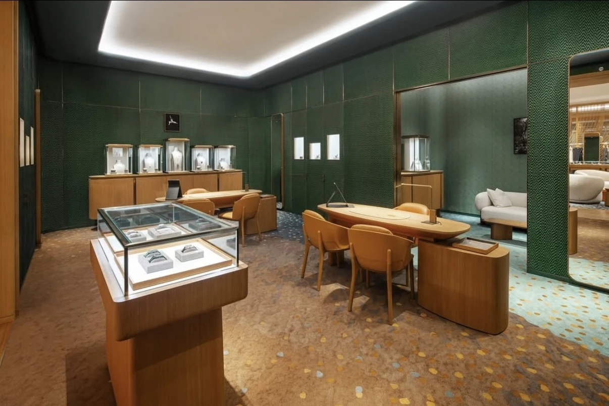 HERMES / INTERIOR / PPT P.29 / 01