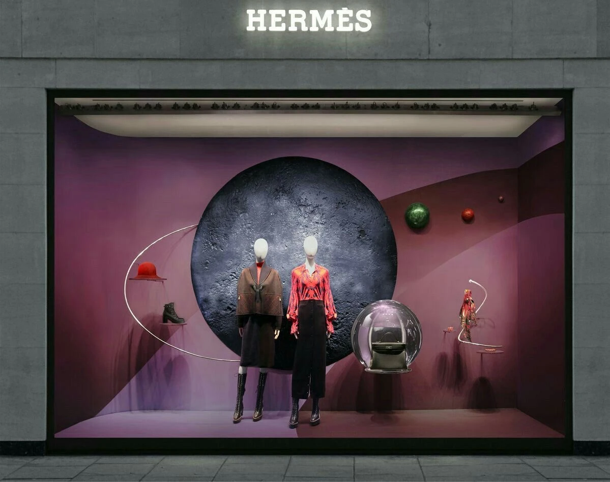 HERMES / WINDOW / PPT P.32 / 11