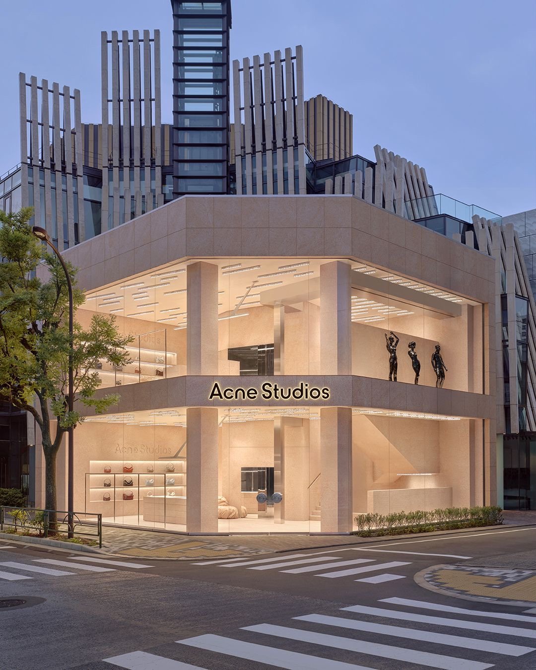 ACNE STUDIOS / FACADE / STREET VIEW